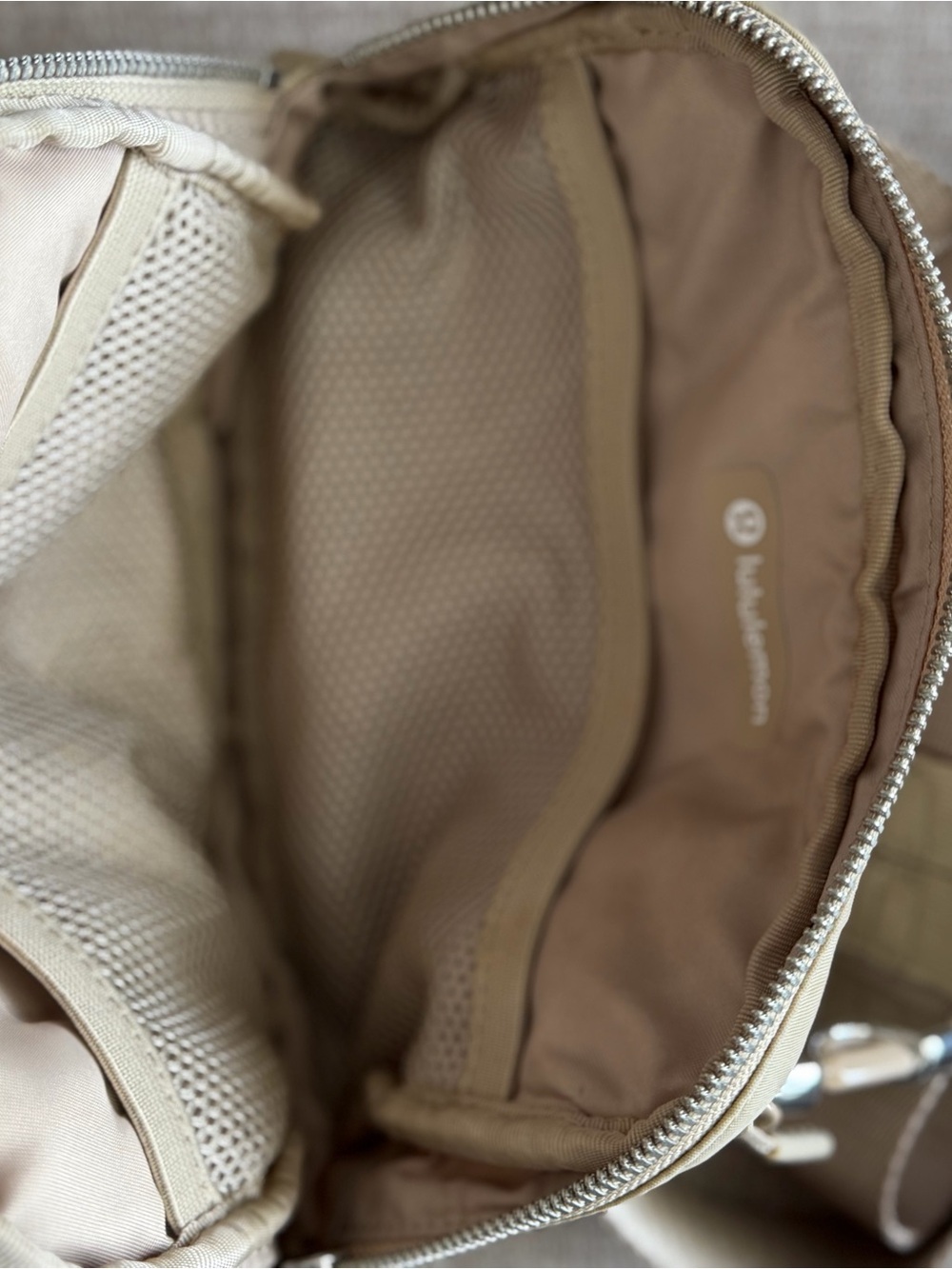 Lululemon Vintage Beige Crossbody Sling Bag Oversized Logo - Picture 4 of 7